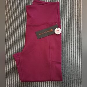 NWT Bally total fitness capry legging size M burgundy wine color